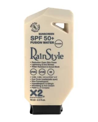 کرم ضد آفتاب فیوژن واتر بی رنگ با SPF50 مناسب انواع پوست حجم 70 میلی لیتر