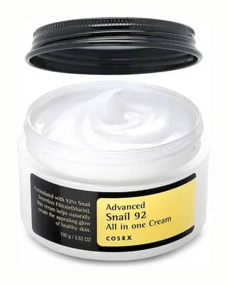 کرم آبرسان و مرطوب كننده چندمنظوره کوزارکس مدل Advanced Snail 92 All in One Cream