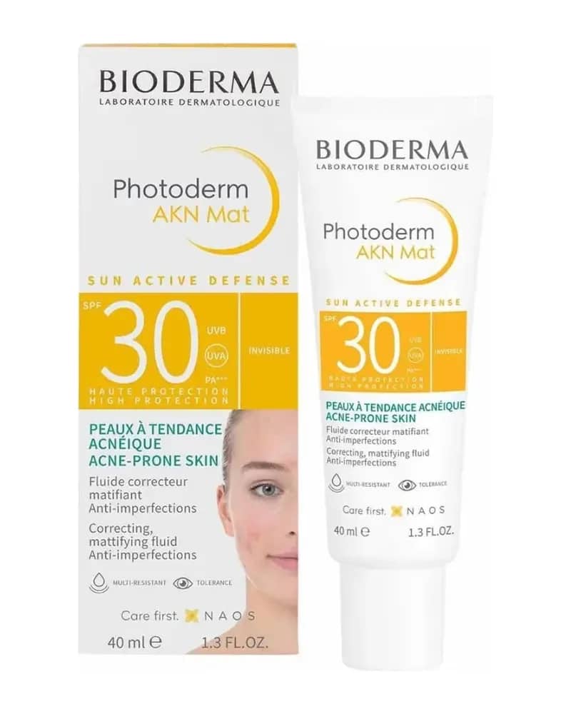 ضد آفتاب فلوئیدی بی رنگ مات کننده پوست بایودرما مدل Photoderm AKN Mat SPF30