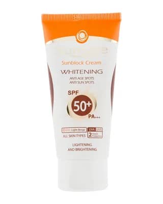 کرم ضد آفتاب رنگی روشن کننده SPF50 مناسب انواع پوست سان سیف