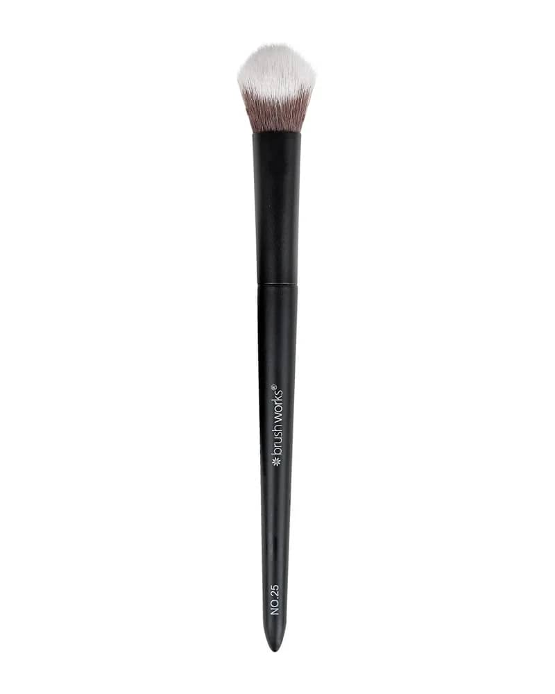 brushworks No. 25 Brightening Concealer Brush
