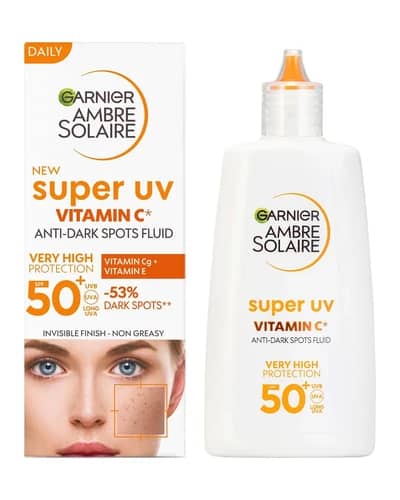 Garnier Ambre Solaire Super UV Fluido Viso alla Vitamina C Quotidiano SPF 50+ 40 ml