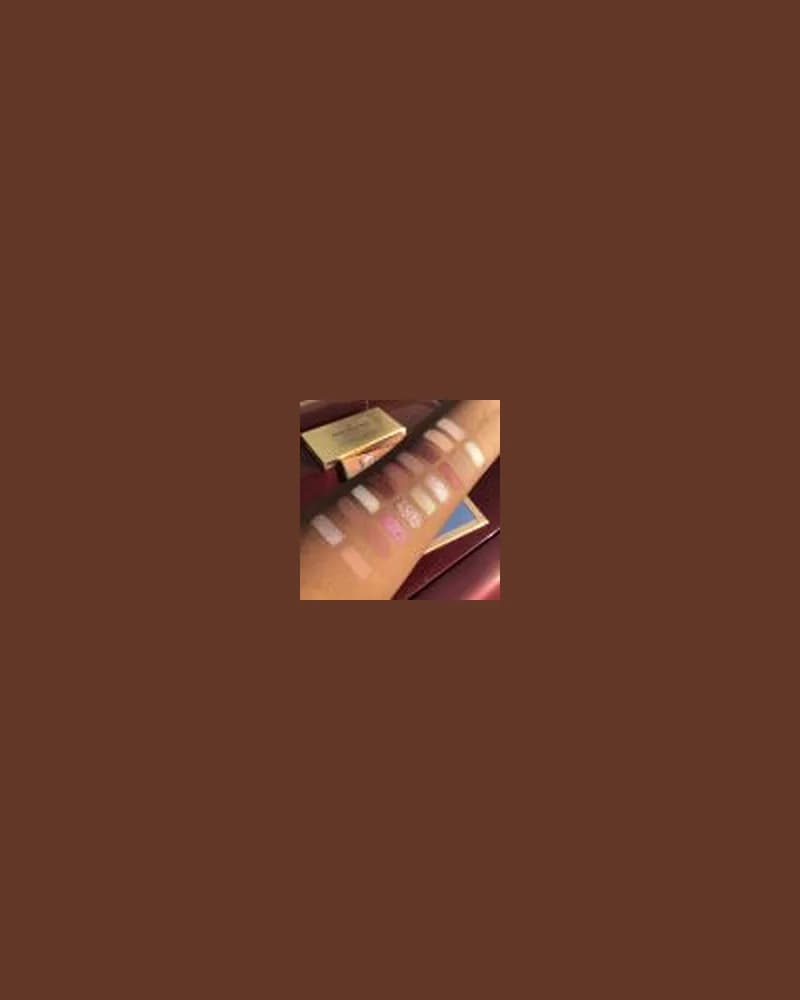 پالت سایه 18 رنگ رولوشن پرو مدل New Neutral