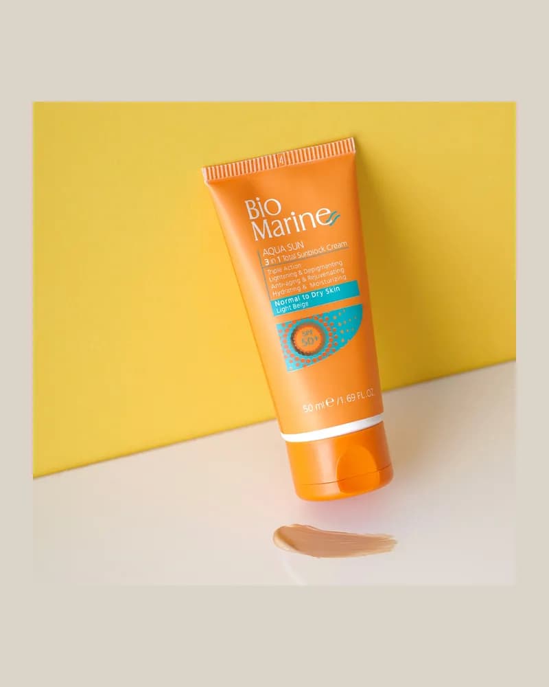کرم ضد آفتاب رنگی روشن کننده و ضد چروک +SPF50 پوست معمولی و خشک بایومارین