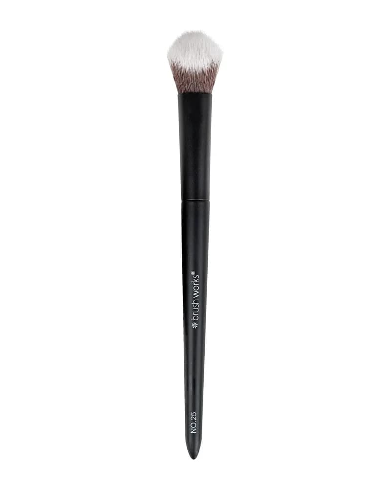 brushworks No. 25 Brightening Concealer Brush